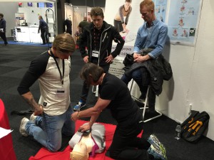 CPR-mentor hjälper till att förbättra HLR-tekniken